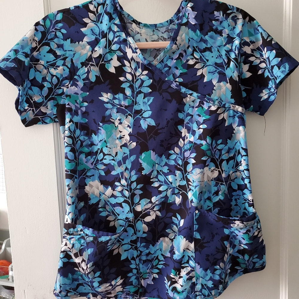 Easy stretch sceub top
